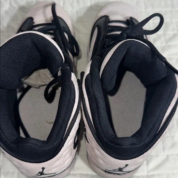 Nike Air Jordan OG "Barely Rose" sneakers - Picture 6 of 8